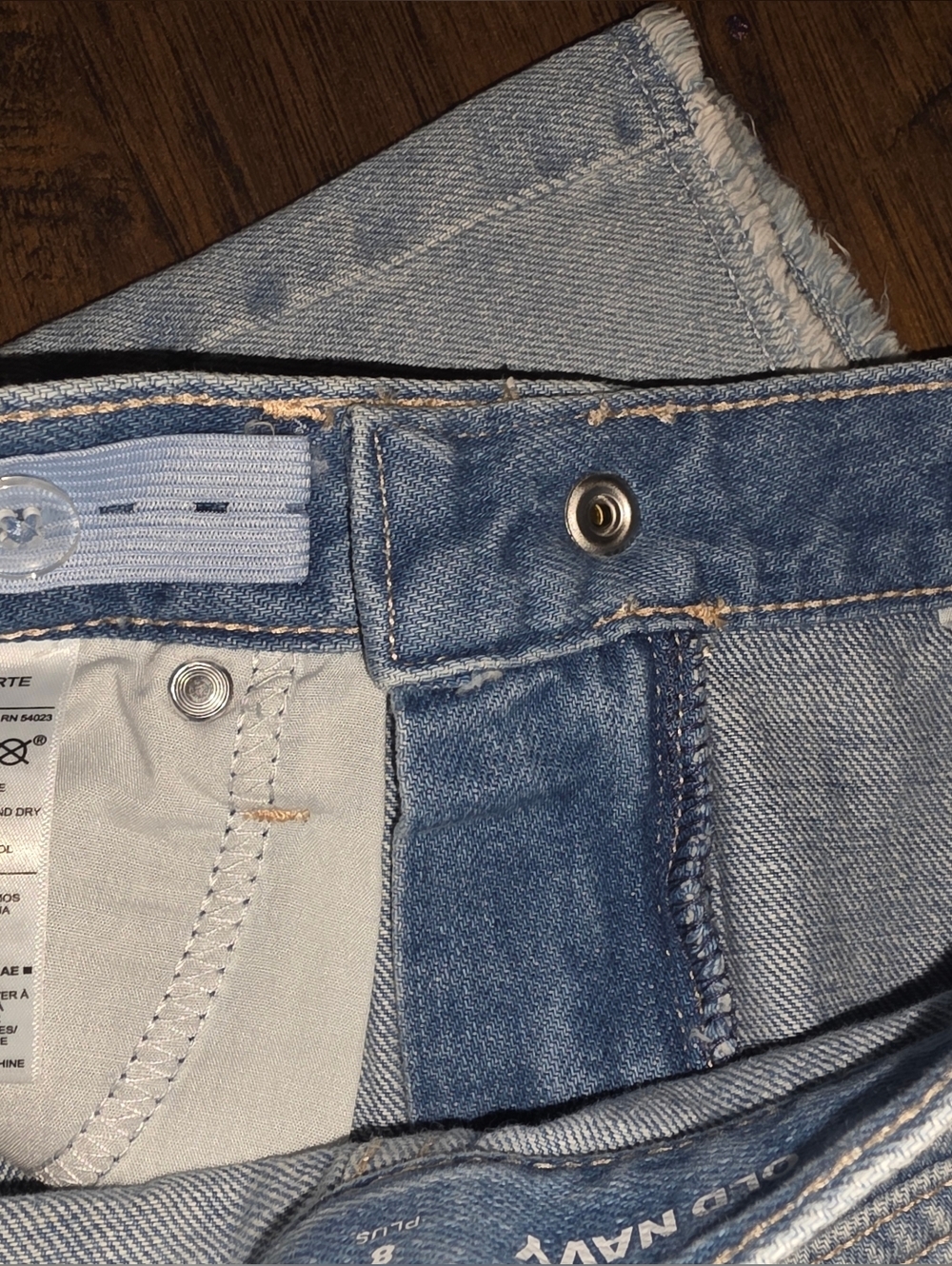 Old Navy Light Blue Distressed Denim Cutoff Shorts - Picture 5 of 6